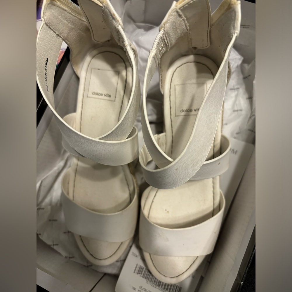 Dolce Vita girls sandals